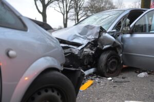 How Ladah Injury & Car Accident Lawyers Las Vegas Can Help After Head-on Collisions in Las Vegas, NV